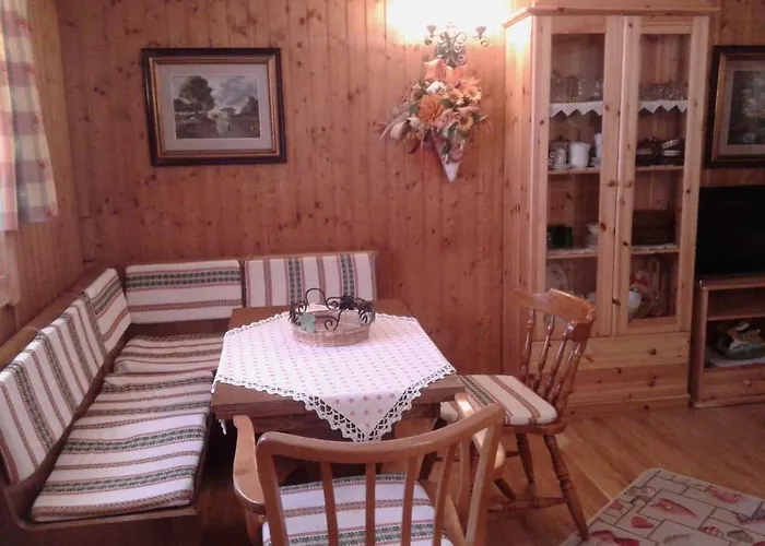 Haus Julia Апартаменти *